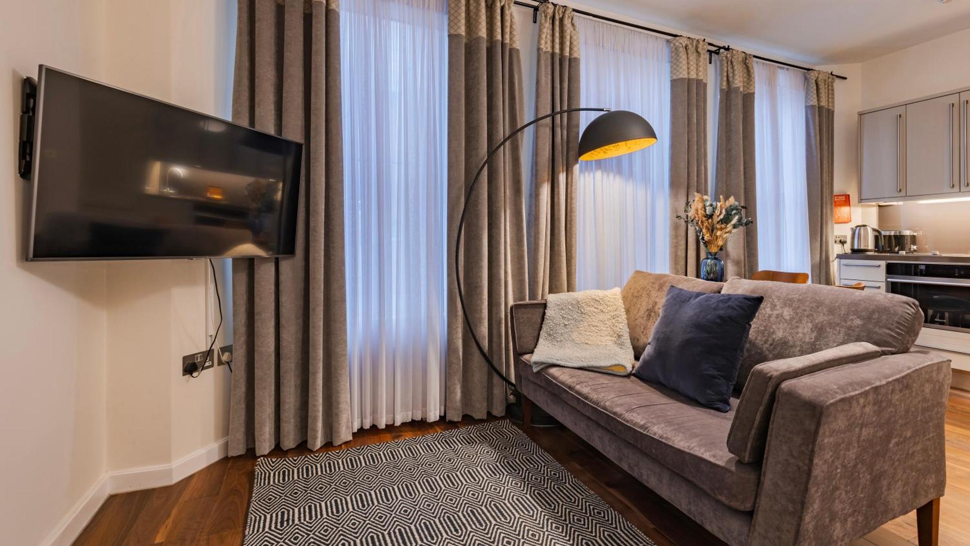 Monument Serviced Apartments By Lovelystay Londres Exterior foto