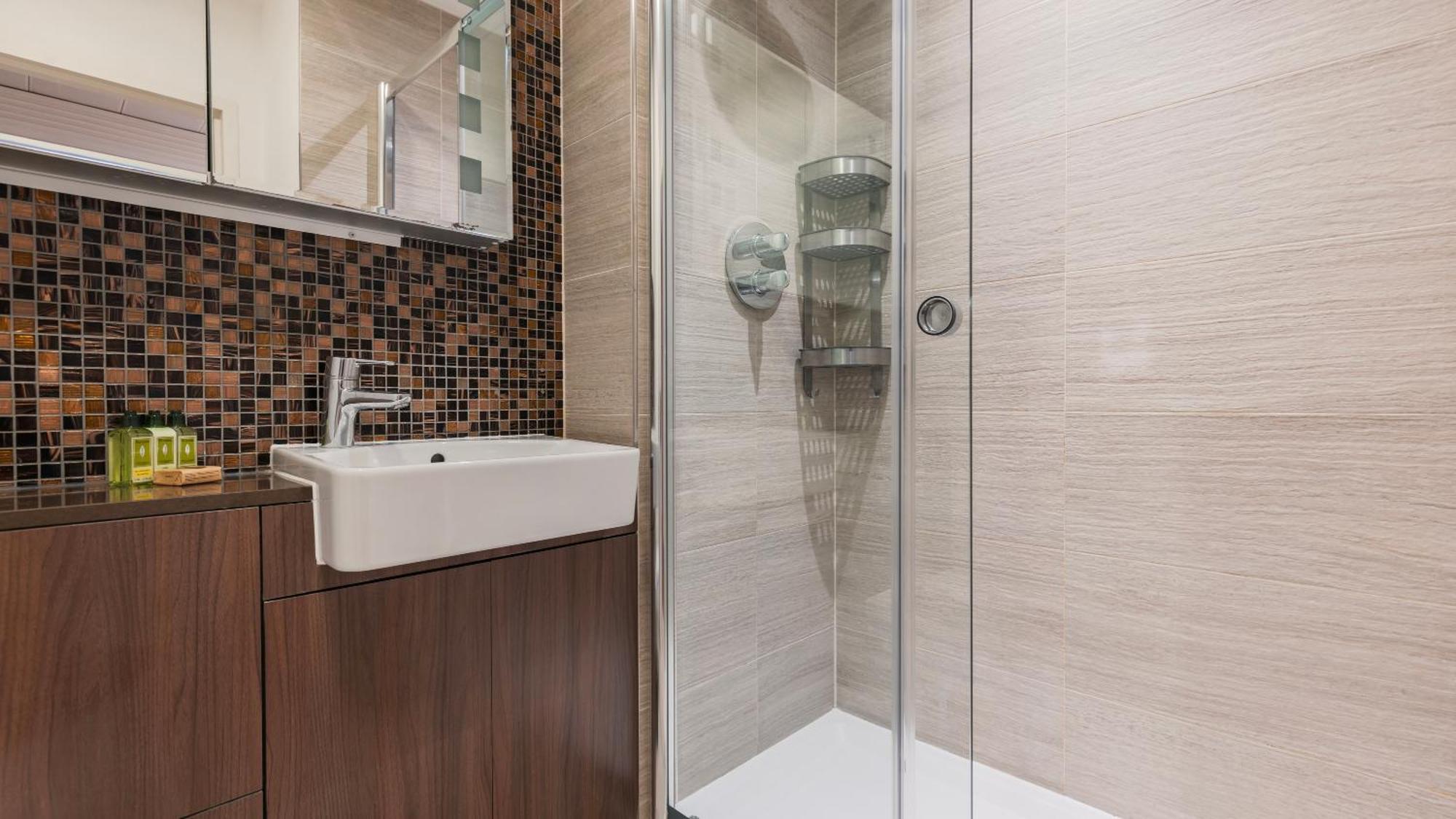Monument Serviced Apartments By Lovelystay Londres Exterior foto