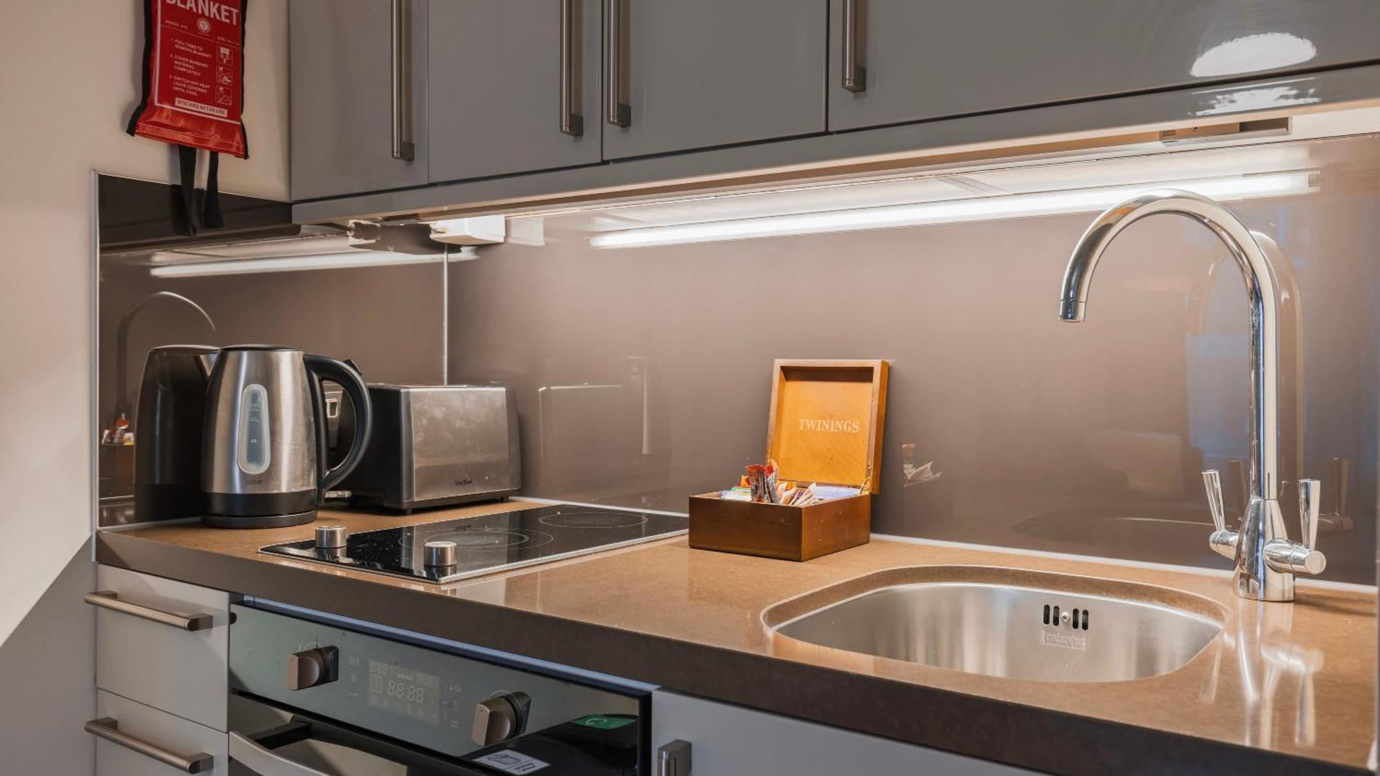 Monument Serviced Apartments By Lovelystay Londres Exterior foto